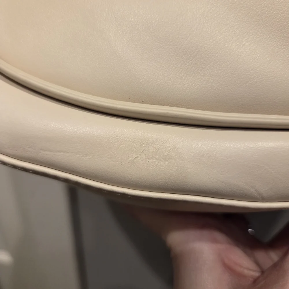 Cult Gaia Zabelle Leather Shoulder Bag  Off-white New With Tags - Picture 5 of 9